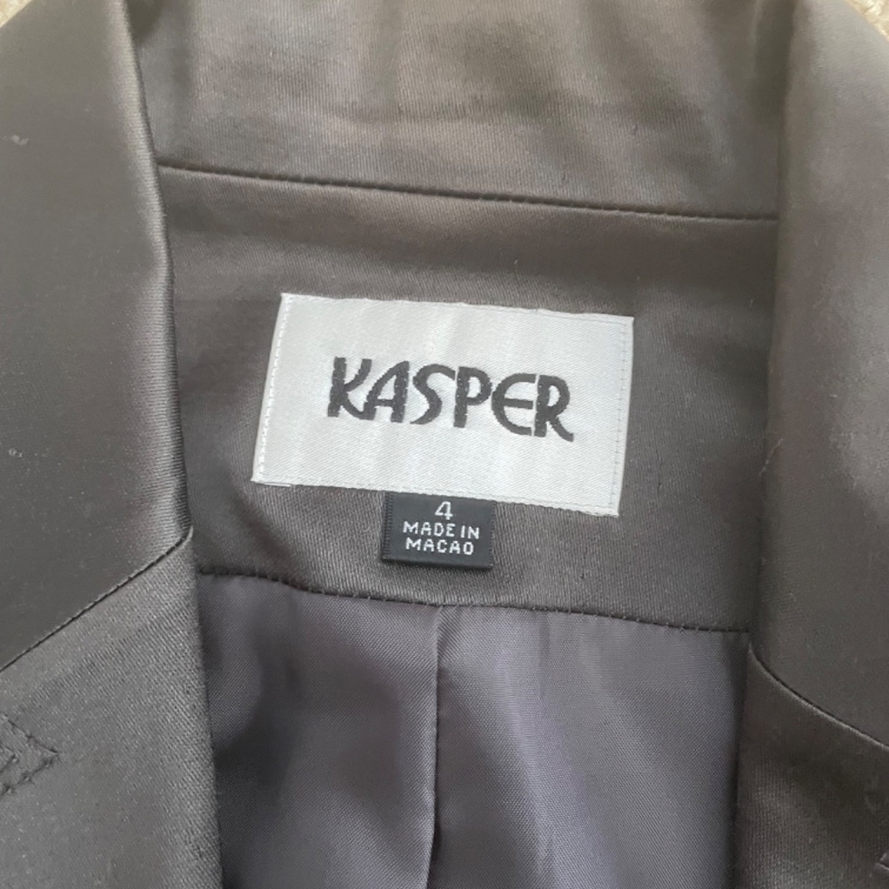 kasper - Picture 2 of 2